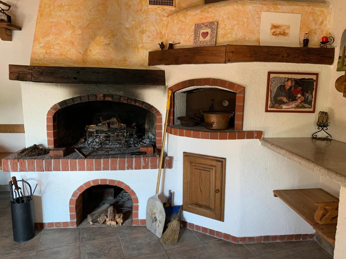Гостевой дом Skerlj Wine Estate Tomaj Экстерьер фото